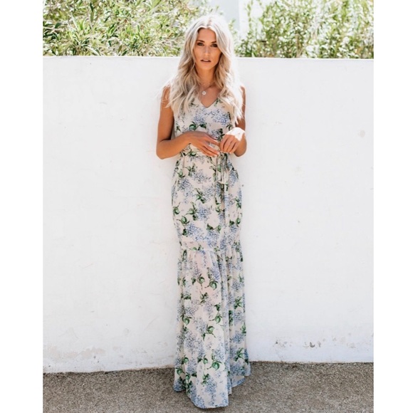 Meadow Floral Maxi Dress - Picture 1 of 10